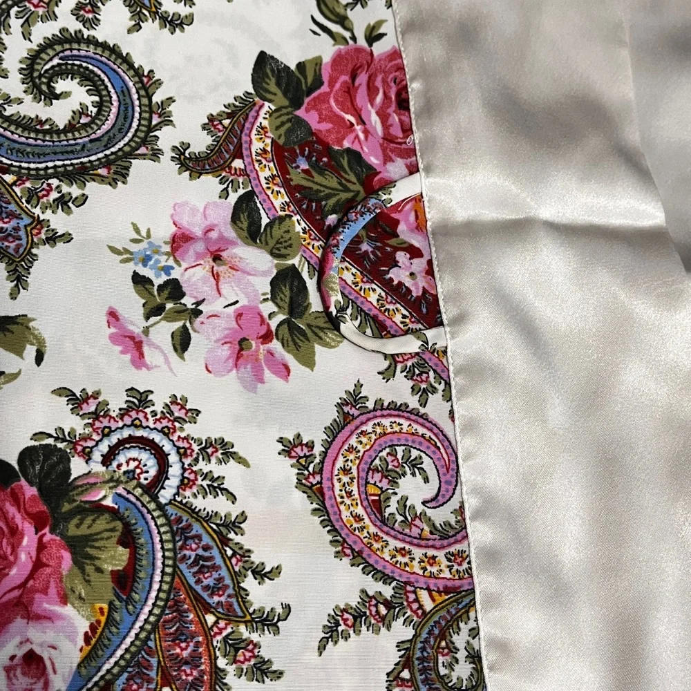 Vintage Gold Label Victoria's Secret Floral Paisley Satin-Trim Kimono Robe